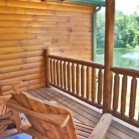 Waterview Lodge By Amish Country Lodging Millersburg Exterior photo