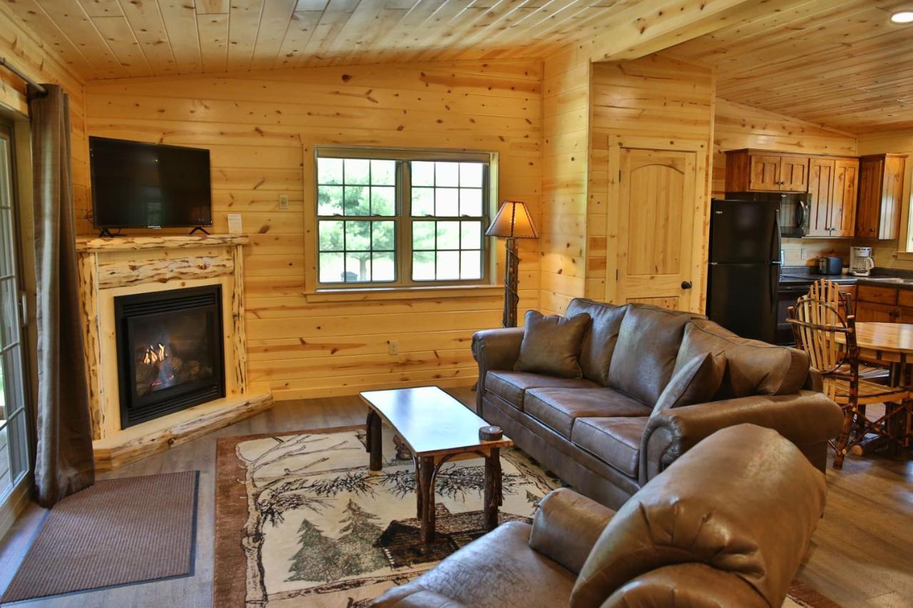 Hotel Waterview By Amish Country 4*